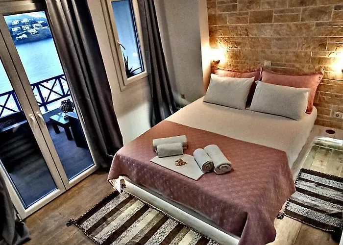 Enjoy Cyclades & Kır Evi Kythnos