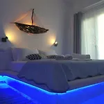 Enjoy Cyclades & בית כפרי קיתנוס