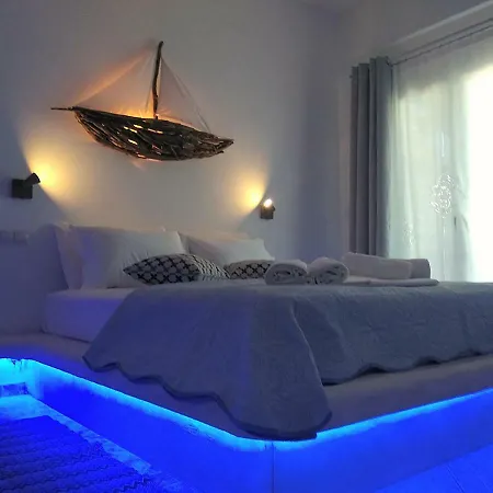 Enjoy Cyclades & Landsted Kythnos